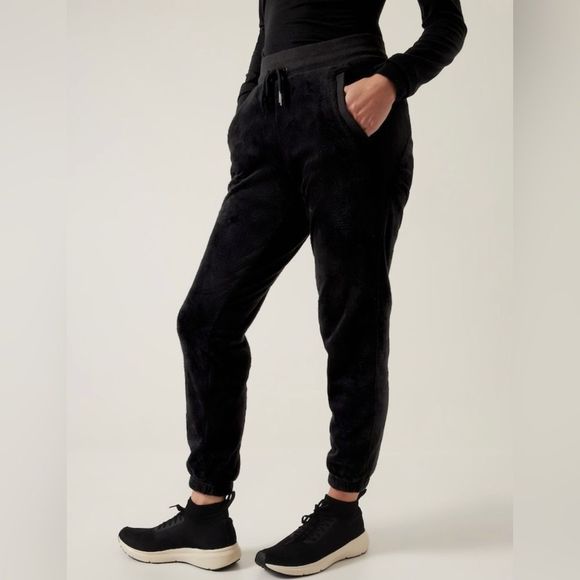 NWT Athleta Recover Cozy Jogger Size Large - Picture 2 of 11